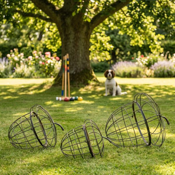 acorn garden sculpture